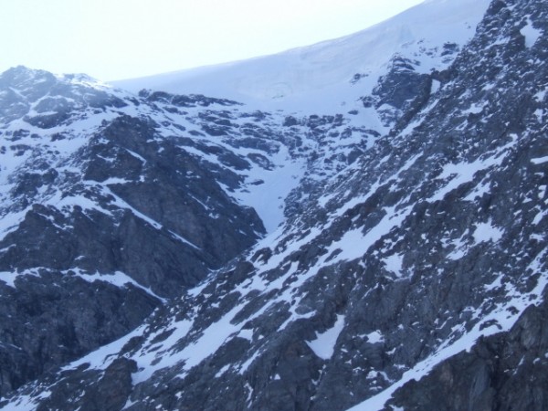 #6 haut du couloir : premiere partie du couloir reperée pendant la montée haut du couloir : premiere partie du couloir reperée pendant la montée