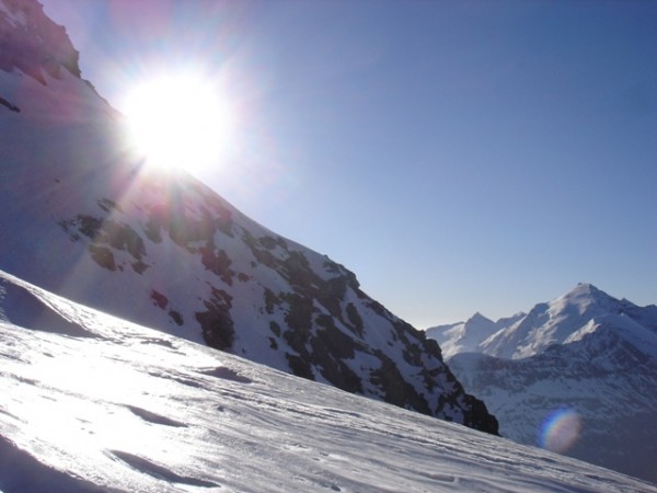 pointe de charbonnel : dans la montée du col de vallonbrun, vue sur le charbonnel