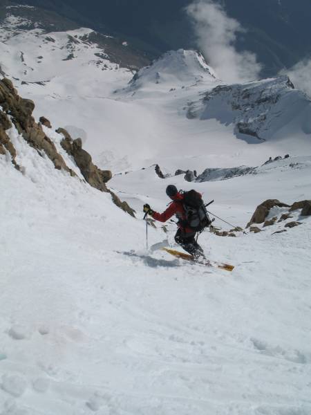 #5 Dent Parrachée face Est : Encore quelques virages avant de slalomer entre (et sur) les rochers Dent Parrachée face Est : Encore quelques virages avant de slalomer entre (et sur) les rochers