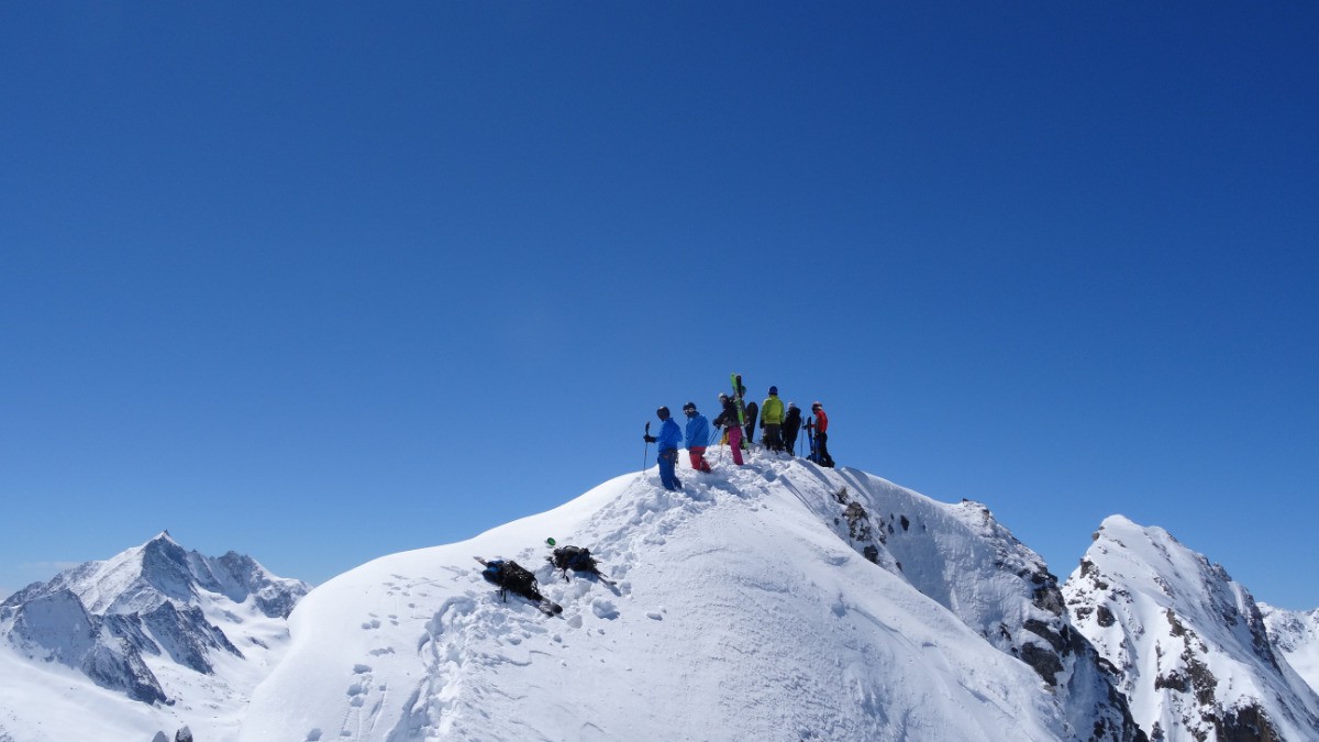 #8 Y a un peuple à ce sommet ! Y a un peuple à ce sommet !