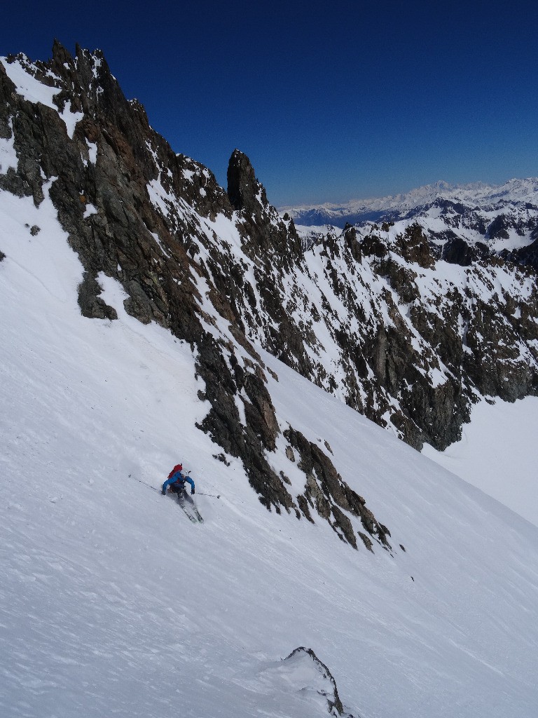 dans la grande pente suspendue poudre au top!