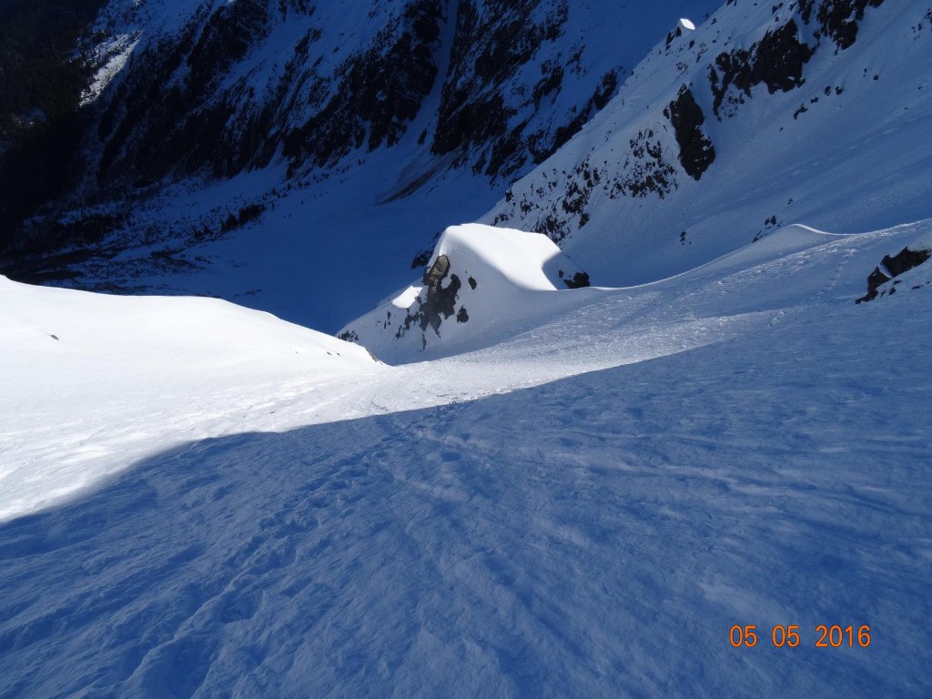 #10 dans le second couloir, on tire à droite, pour rejoindre le premier dans le second couloir, on tire à droite, pour rejoindre le premier