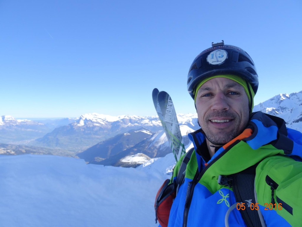 #4 sortie, il est 9h sortie, il est 9h