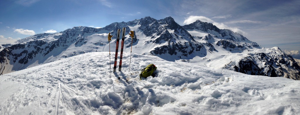 #4 Panoramique depuis le sommet - Vue vers le Pic de l Panoramique depuis le sommet - Vue vers le Pic de l'Etendard