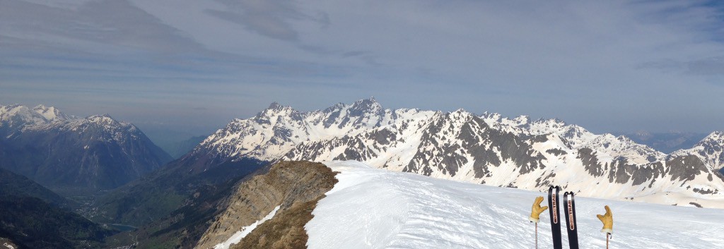 #5 Panoramique depuis le sommet - Vue vers Belledonne Panoramique depuis le sommet - Vue vers Belledonne