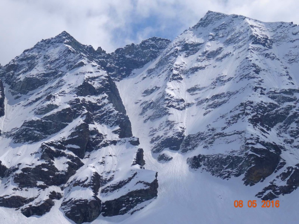 #10 les seuls rayons de soleil (15mins) dans le couloir, de la matinée les seuls rayons de soleil (15mins) dans le couloir, de la matinée