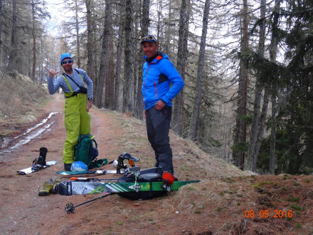 #11 la voiture nous a éviter 300m de portage la voiture nous a éviter 300m de portage