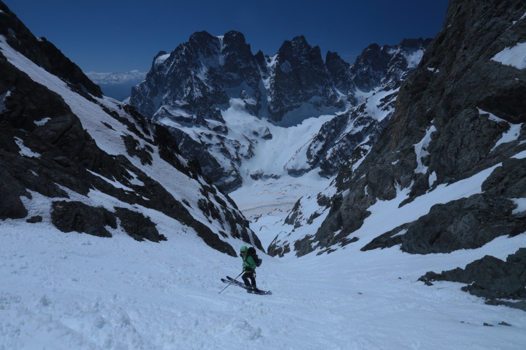 #65 Noémie dans le haut du couloir de la Grande Sagne Noémie dans le haut du couloir de la Grande Sagne