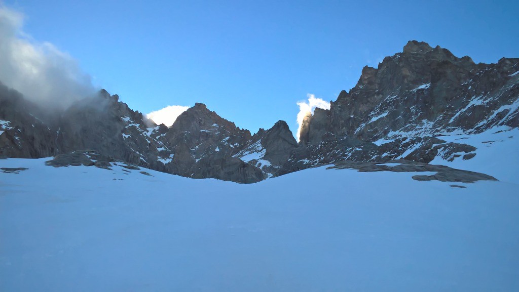 #110 J5 : Le pic Bourcet se fait lécher par les nuages ! J5 : Le pic Bourcet se fait lécher par les nuages !