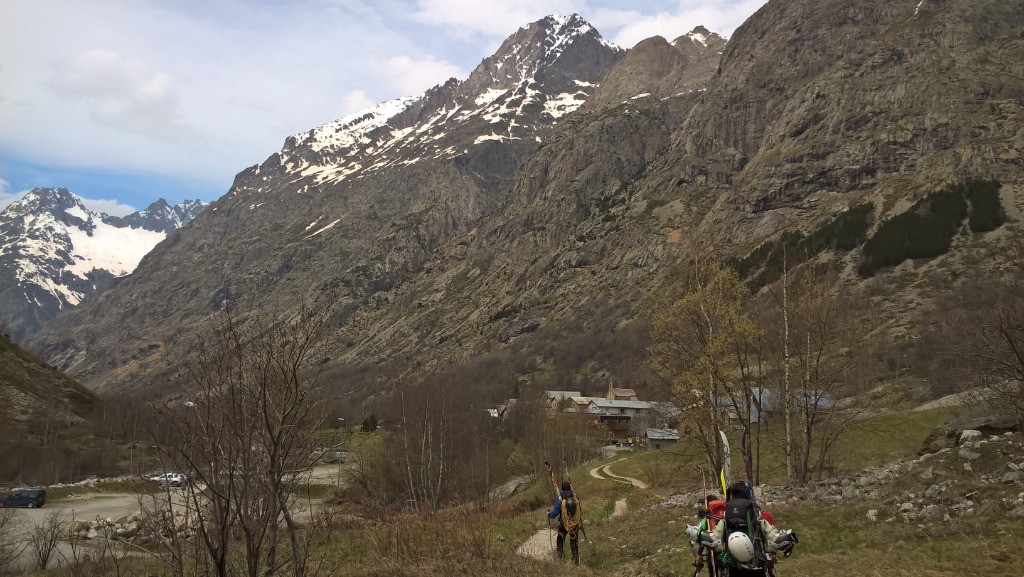 #102 J4 : petite balade au Vénéon J4 : petite balade au Vénéon