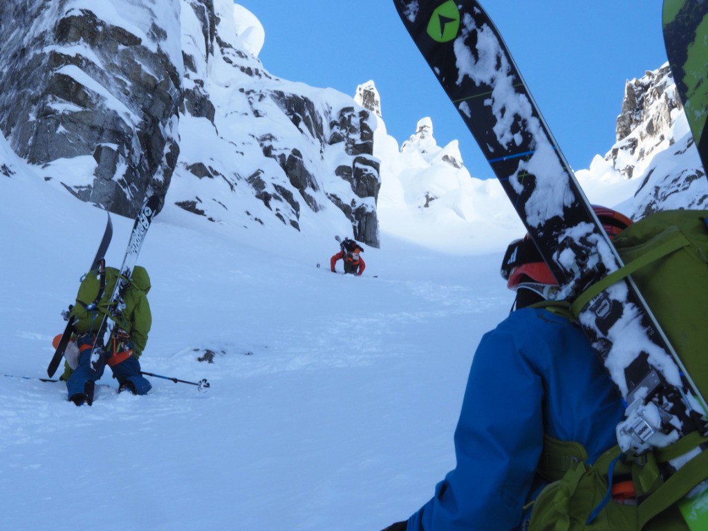 #4 Dans le couloir, ça brasse pas mal! Dans le couloir, ça brasse pas mal!