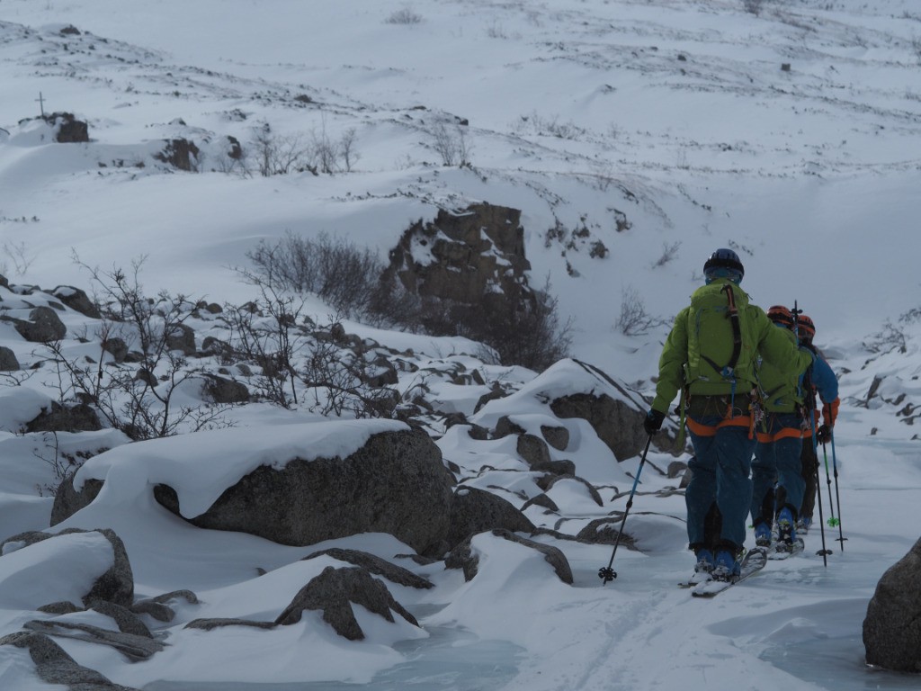 #1 Le passage devant la mystérieuse croix russe Le passage devant la mystérieuse croix russe