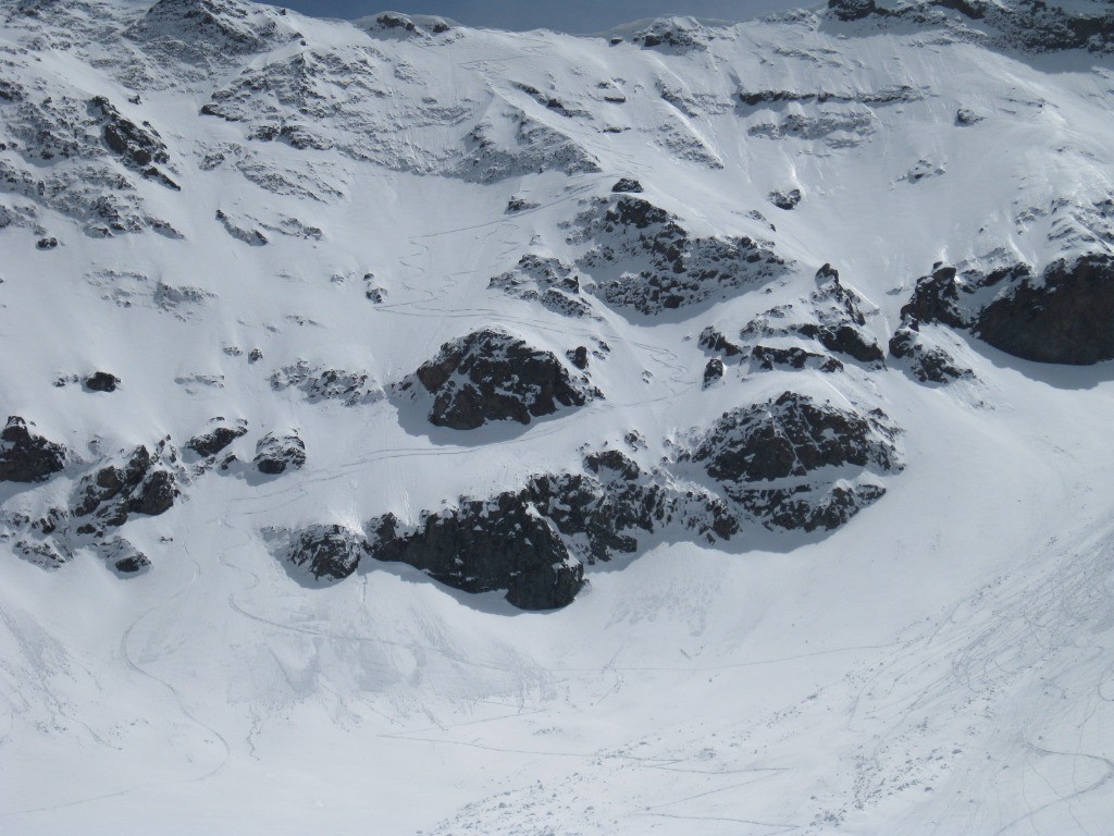 #9 Nos traces, à gauche l Nos traces, à gauche l'itineraire de montée, plus direct