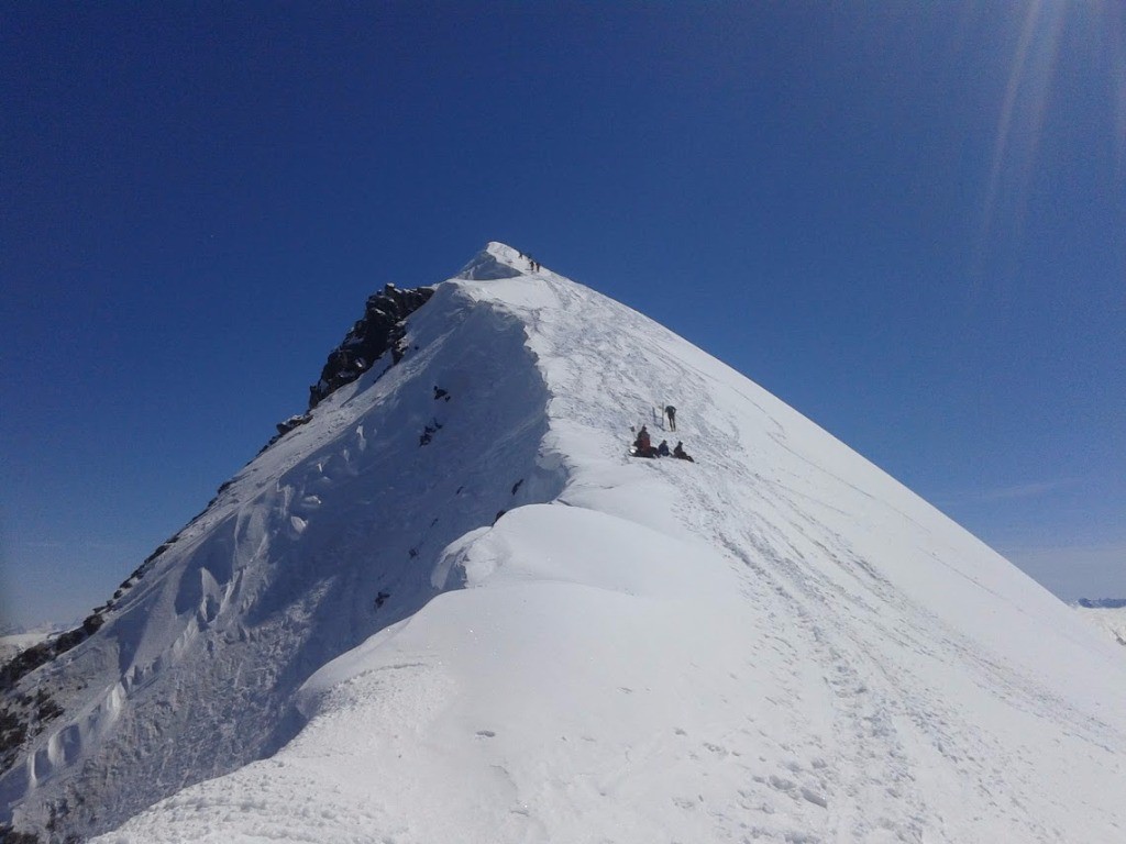#3 L L'arête finale en superbe condition.