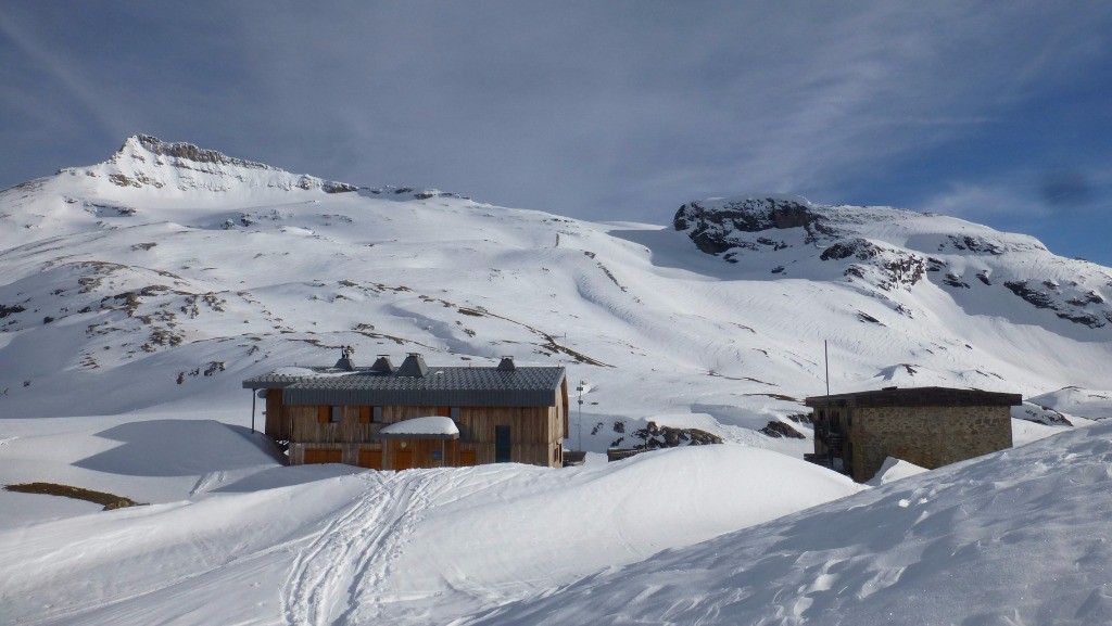 #11 Refuge en vue. Non gardé par contre ! Refuge en vue. Non gardé par contre !