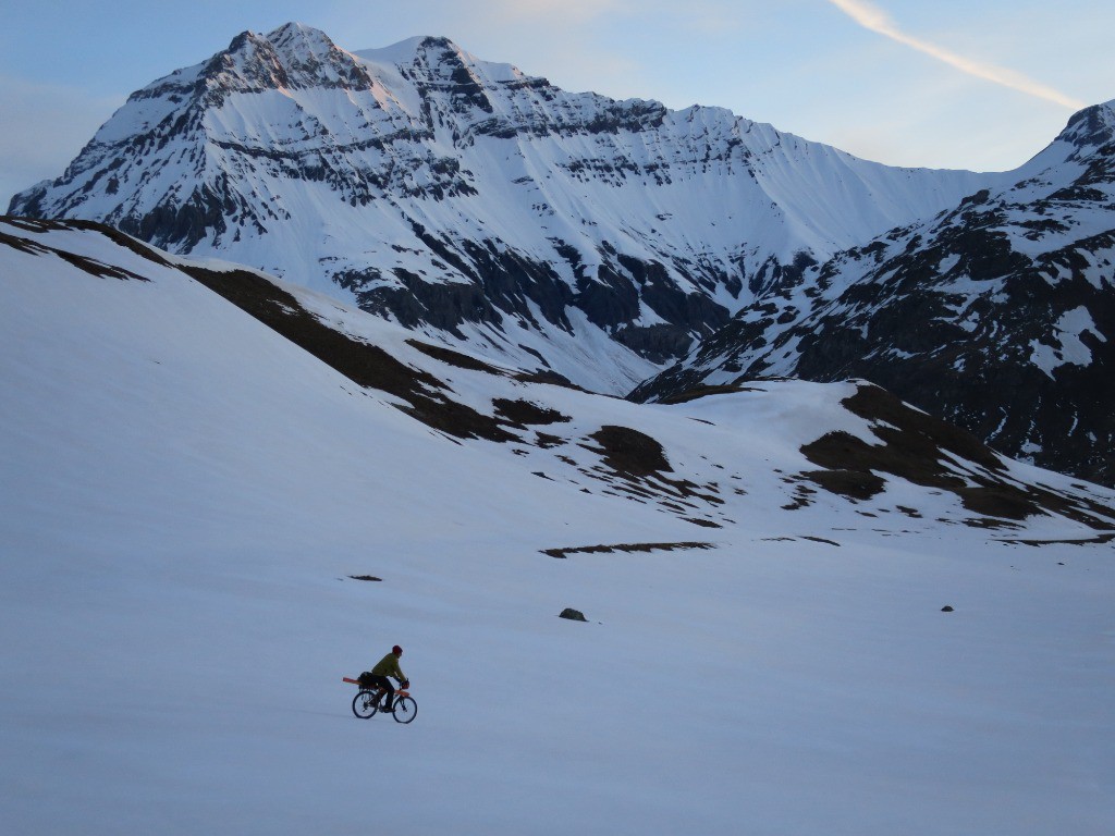 #6 Ne pas sortir les skis tant que ça passe à vélo Ne pas sortir les skis tant que ça passe à vélo
