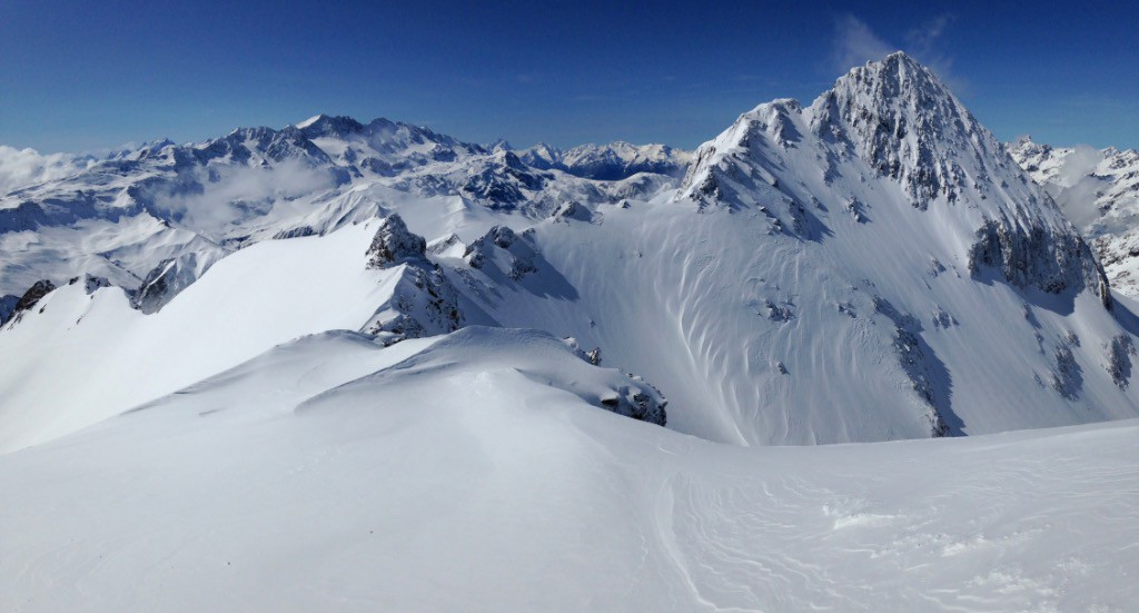 #7 Panoramique depuis le sommet, vue vers la Pyramide Panoramique depuis le sommet, vue vers la Pyramide