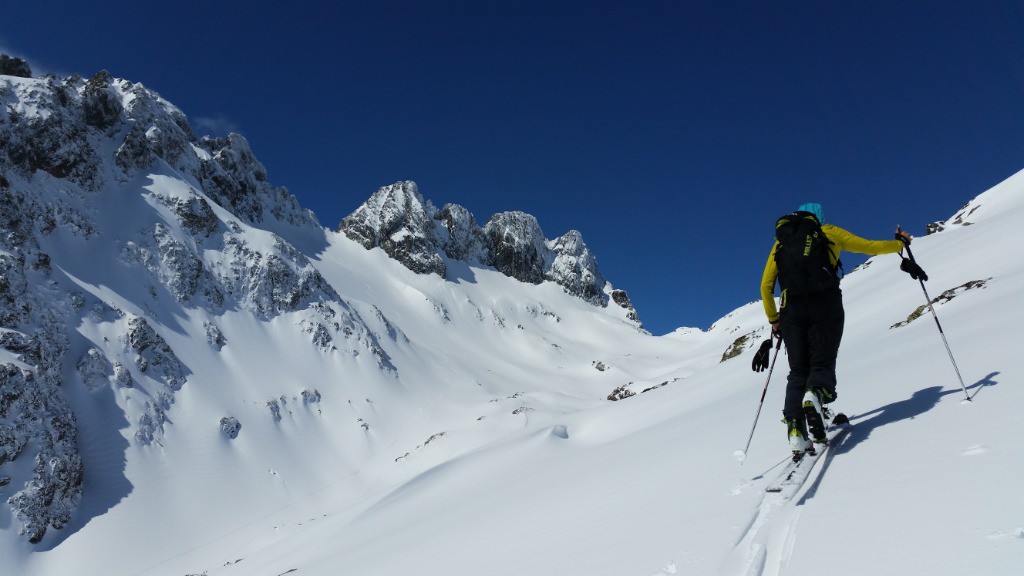 #13 Montée à la crête de Marmottane, vue sur les aiguilles de l Montée à la crête de Marmottane, vue sur les aiguilles de l'Argentiere