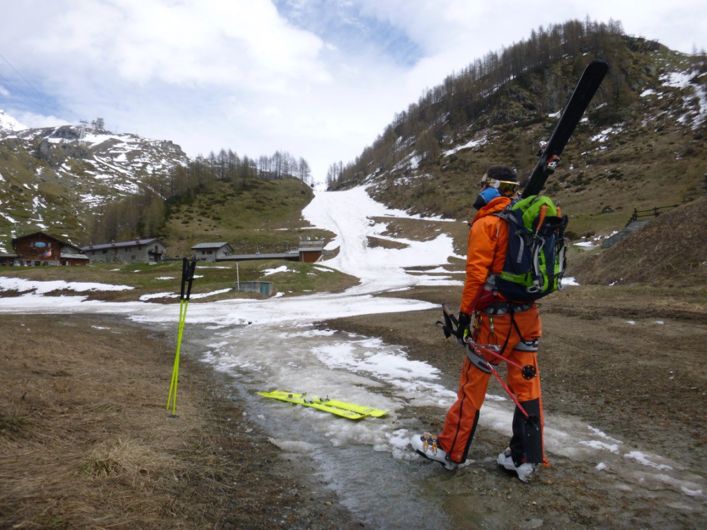 #26 Et hop dechaussage a 50m de la voiture :) Et hop dechaussage a 50m de la voiture :)