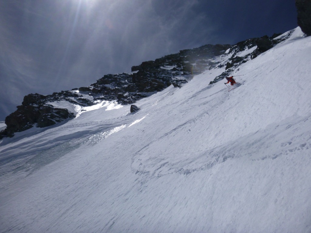 #8 Bon ski de pente dans le couloir IV Bon ski de pente dans le couloir IV