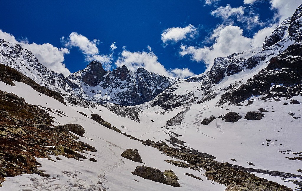 #27 Sur fond de Grand Pic... Sur fond de Grand Pic...