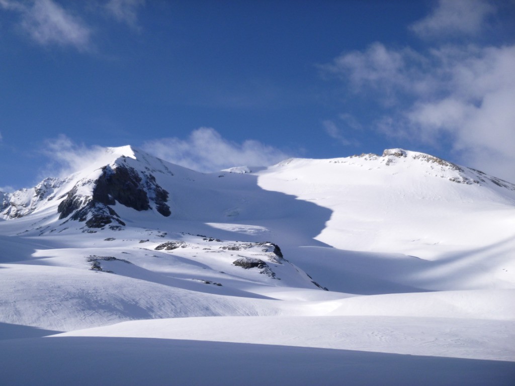 le glacier des sources de l' Isère vierge de toute trace
