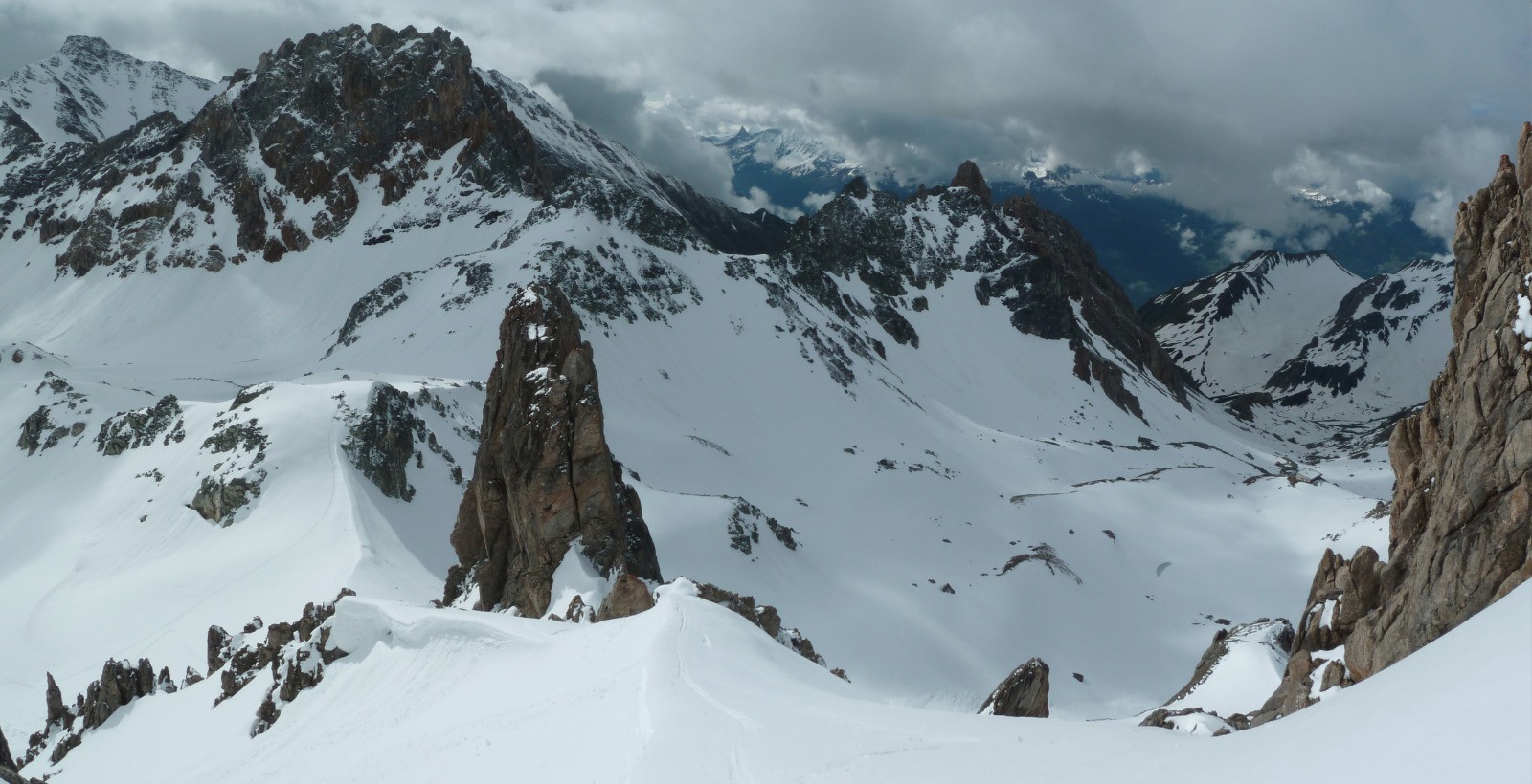 #8 Montée à la Pointe de Presset : vue sur le vallon de Presset Montée à la Pointe de Presset : vue sur le vallon de Presset