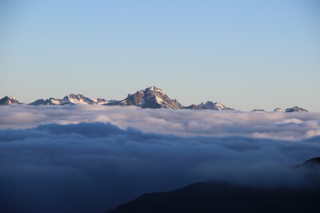 #1 départ à 6 h 15 au dessus de la mer de nuages départ à 6 h 15 au dessus de la mer de nuages
