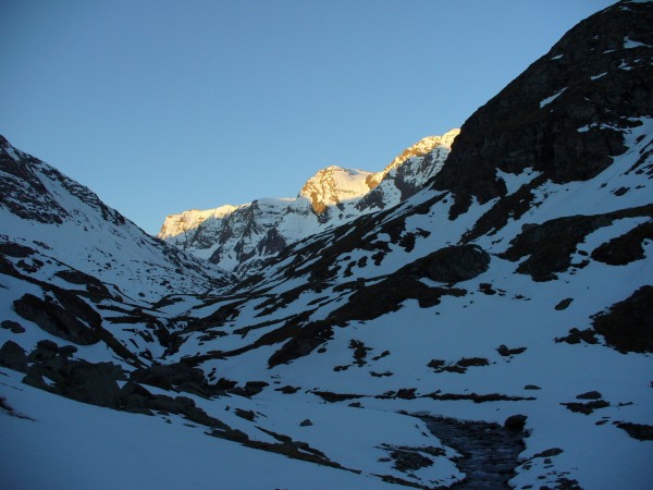 #1 Felouse : 6H30, le soleil arrive sur les sommets! Felouse : 6H30, le soleil arrive sur les sommets!
