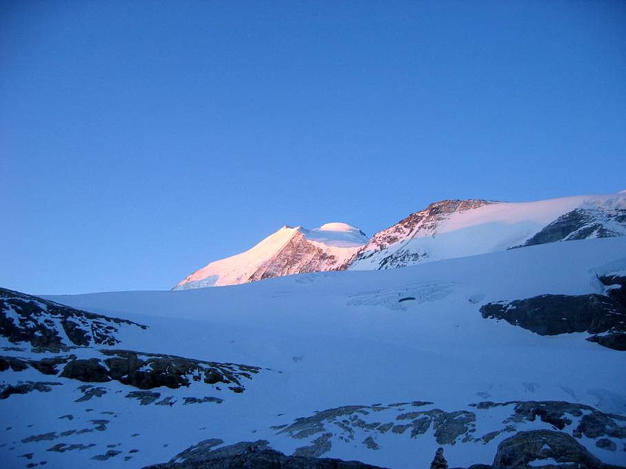 #8 Bishorn : Sommet rosissant au petit matin... Bishorn : Sommet rosissant au petit matin...