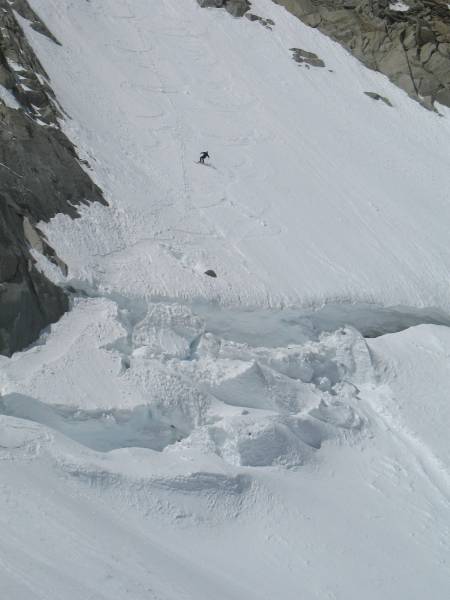 #10 Col du Diable : Un Italien dans le bas du couloir Col du Diable : Un Italien dans le bas du couloir