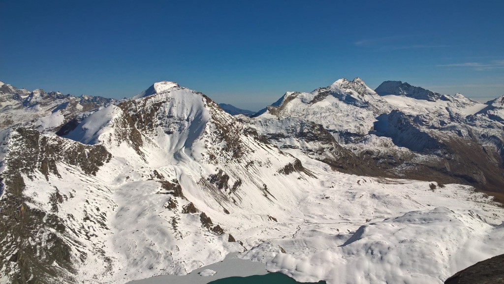#10 J1 : Vue sur la Gde Aiguille Rousse et les Levanna(s) J1 : Vue sur la Gde Aiguille Rousse et les Levanna(s)