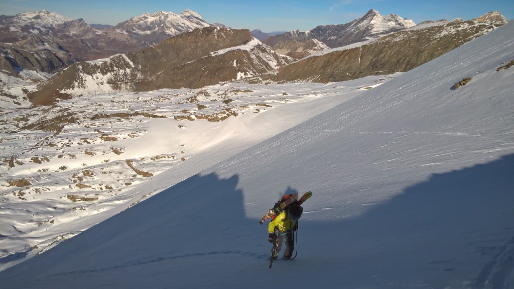 #39 J3 : Arrivée au col nord à pied pour Glad (neige dure) J3 : Arrivée au col nord à pied pour Glad (neige dure)