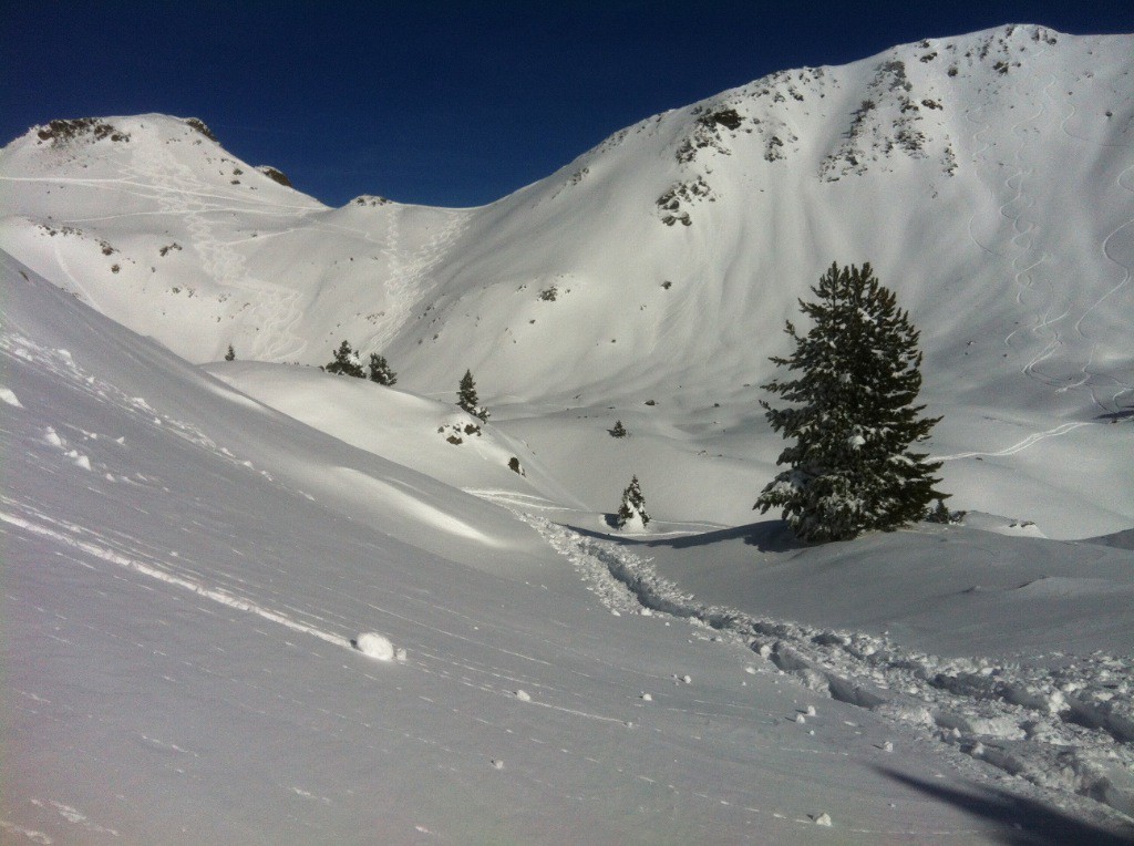 Col des lessives et la bote en vue