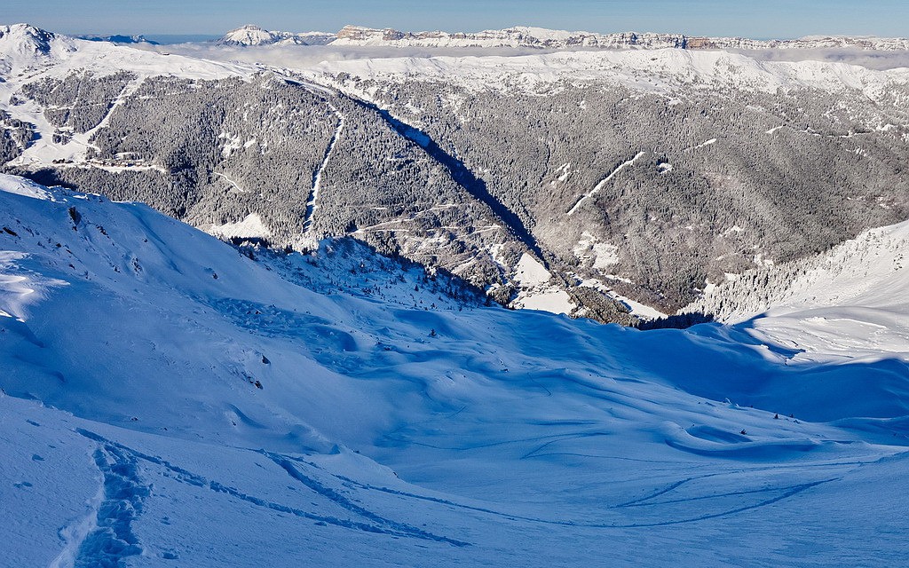 #6 La pente NW depuis la crête 2060m... La pente NW depuis la crête 2060m...