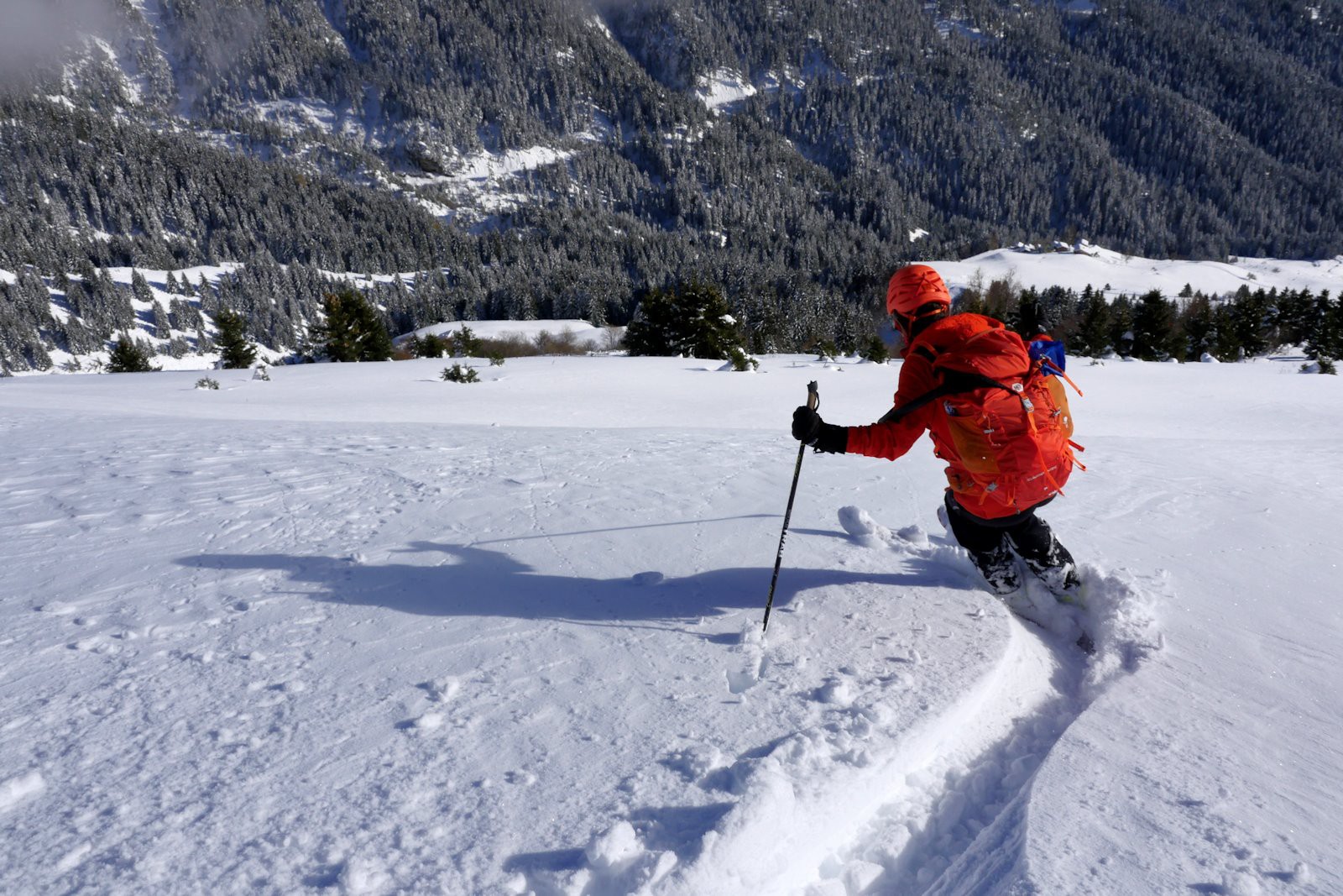 Neige désormais un peu plus lourde.