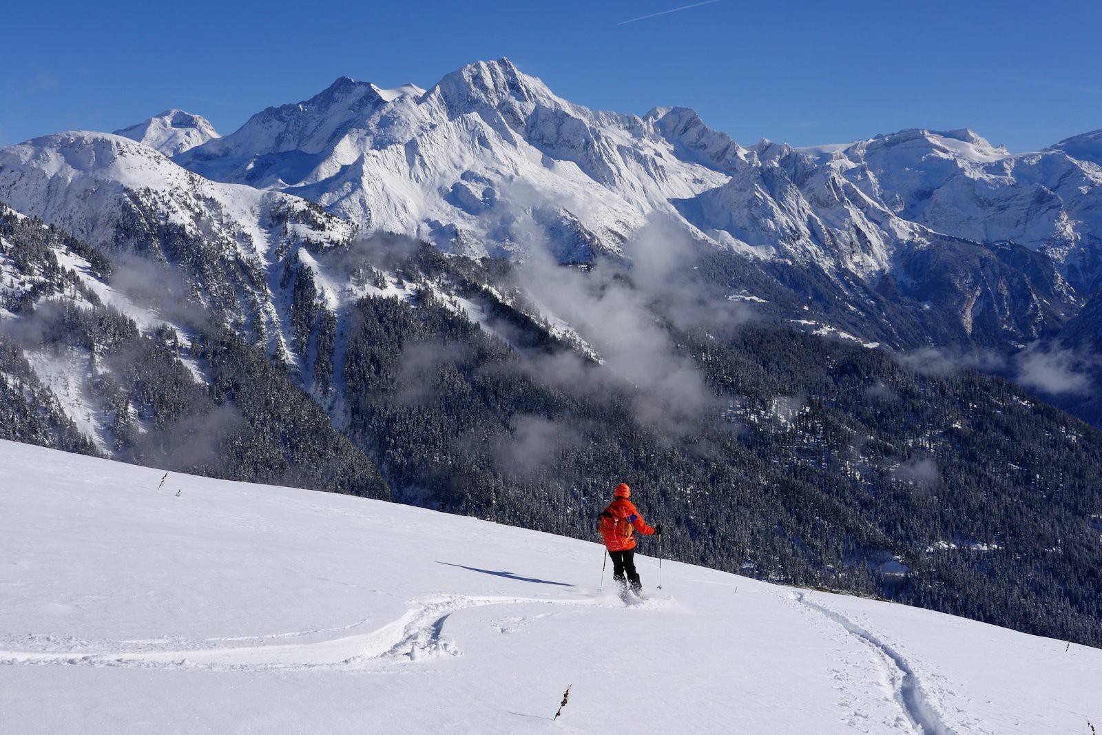 Cadre splendide pour la descente de la croupe Sud.