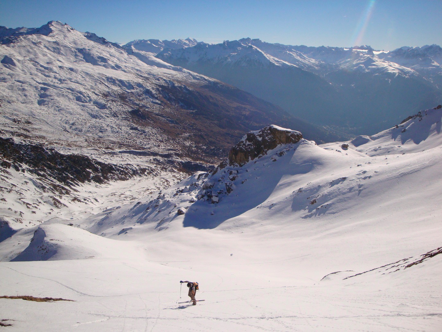 Montée plein soleil sur le Grand Perron