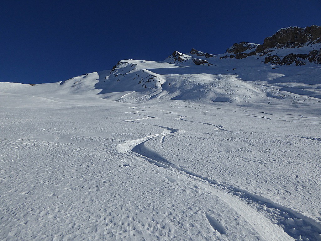#16 Une superbe descente Une superbe descente