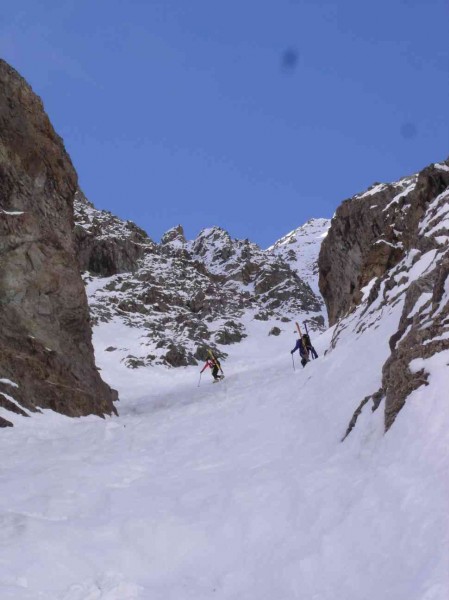 #7 Romu et Seb à la montée : Les deux skitouriens rencontés ce jour, bonne rencontre... Romu et Seb à la montée : Les deux skitouriens rencontés ce jour, bonne rencontre...