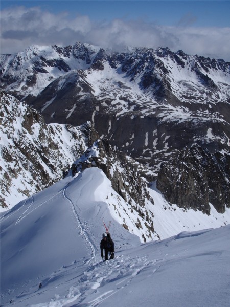 #3 Arête : Passage raide au dessus de la brêche de la Plate des Agneaux Arête : Passage raide au dessus de la brêche de la Plate des Agneaux