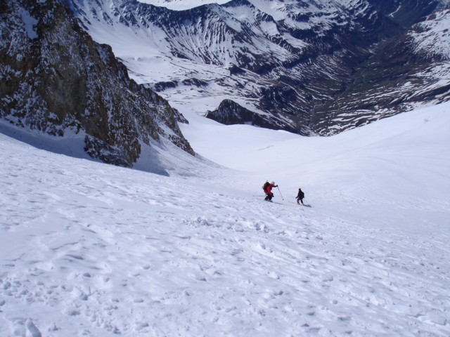 #10 sous le sommet : neige froide sur le haut de l sous le sommet : neige froide sur le haut de l'itinéraire