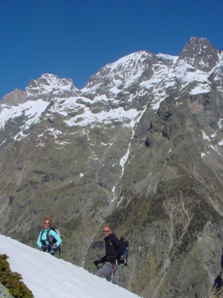 #13 vue Sialouze et Pelvoux : vers 2150, on rebascule versant rive gauche du torrent de Clapouse, Sialouze et Petit Pelvoux au fond vue Sialouze et Pelvoux : vers 2150, on rebascule versant rive gauche du torrent de Clapouse, Sialouze et Petit Pelvoux au fond