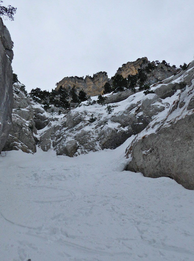 #18 Le ski n Le ski n'est vraiment envisageable qu'à partir de là