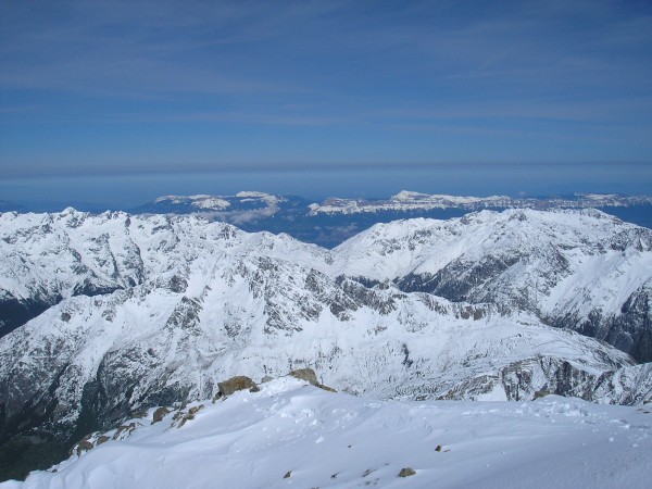 Quelques infos neige : Nous sommes bien le 30 Mai...