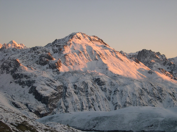 #1 Sambuis : Lever de soleil sur la Sambuis Sambuis : Lever de soleil sur la Sambuis