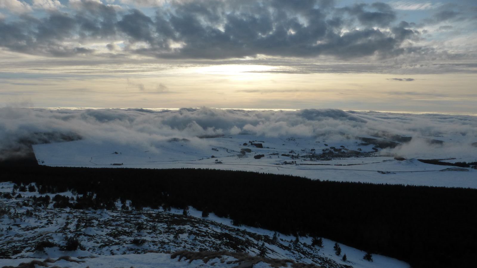 #11 Une Mer nuageuse arrive Une Mer nuageuse arrive