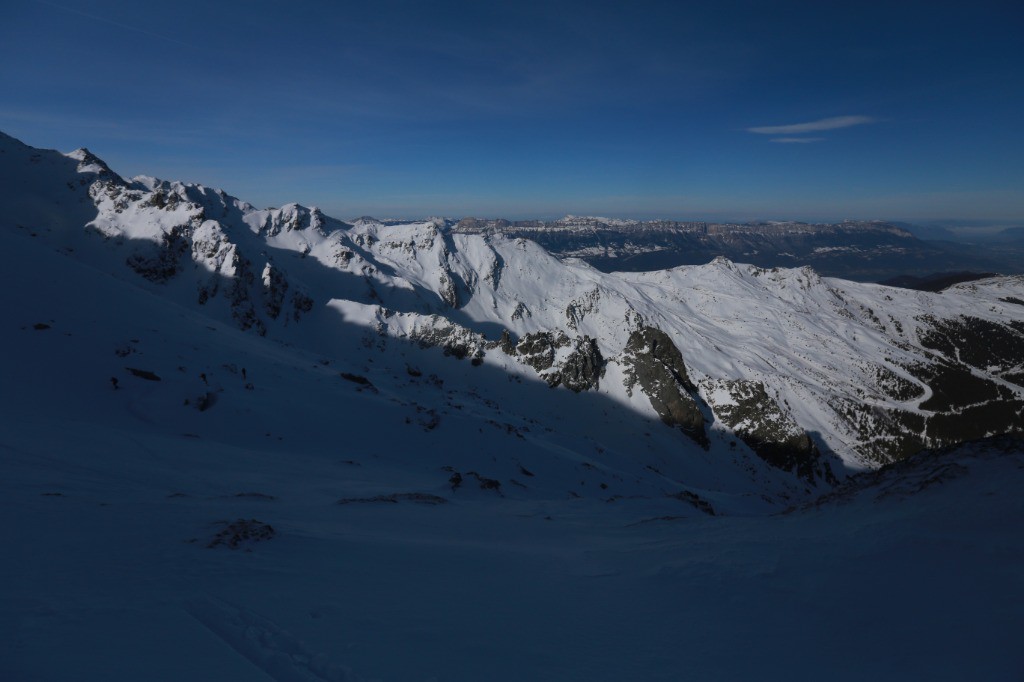 #5 Pistes des Sept Laux et l Pistes des Sept Laux et l'arête montant à la Cime de la Jasse