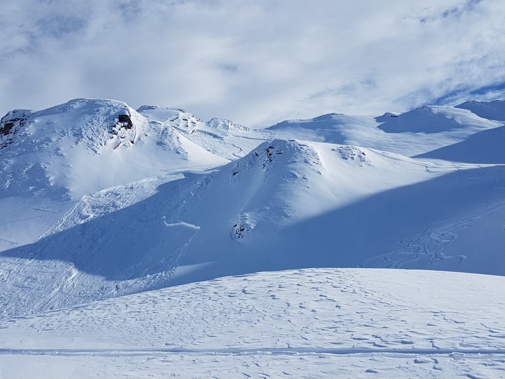 #5 On voit clairement les 2 plaques superposées On voit clairement les 2 plaques superposées