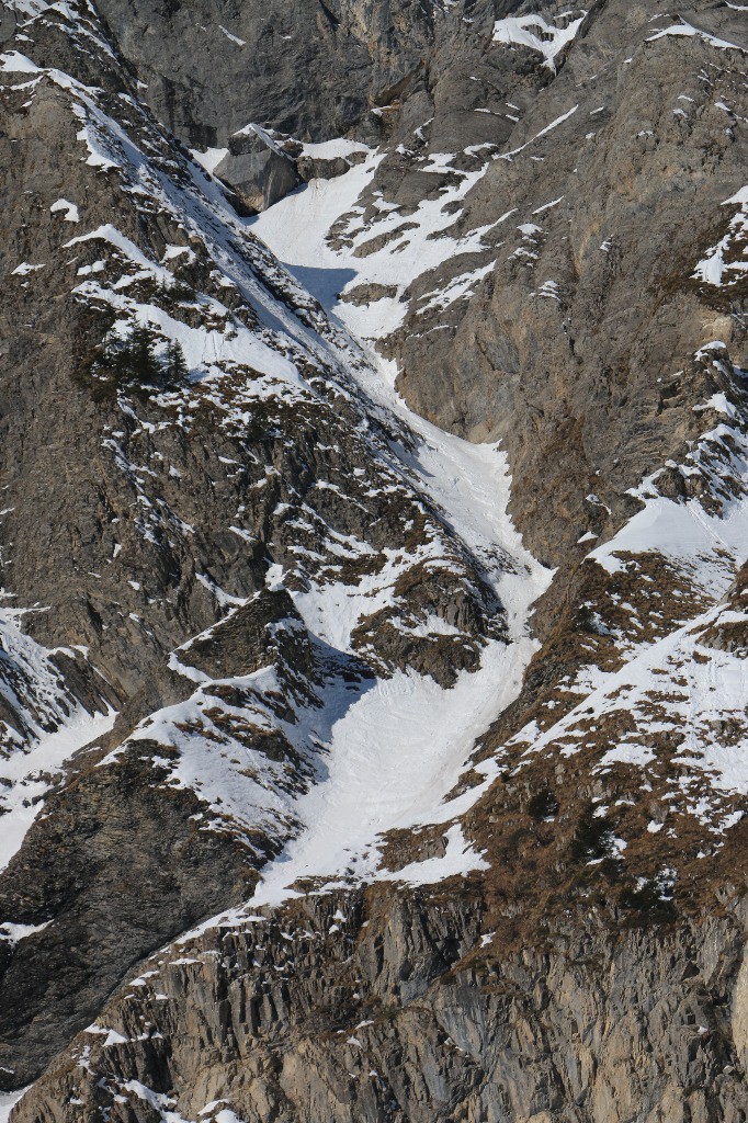 Le haut du couloir manque quand même sérieusement de neige